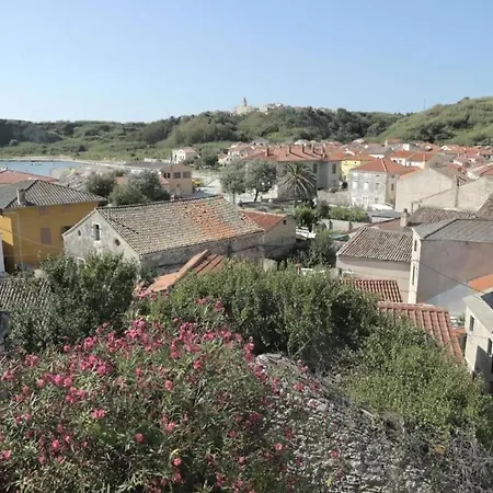 Apartment In With Air Conditioning, Wi-fi Susak